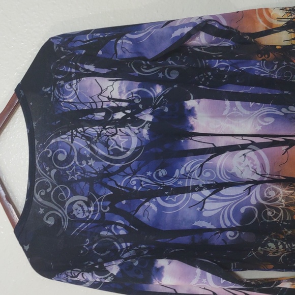 SLIGHTLY USE HALLOWEEN 3/4 SLEEVE SHIRT SIZE L (12/14) LIGHTWEIGHT - Picture 9 of 10